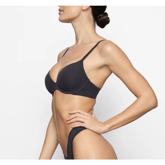 Skims Fits Everybody T Shirt Demi Bra Onyx Nwt Size 42DDD - Picture 2 of 5
